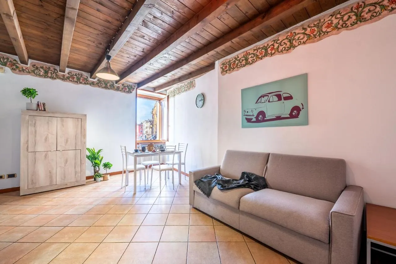 Bright Apartments Desenzano - Monte Grappa Desenzano del Garda